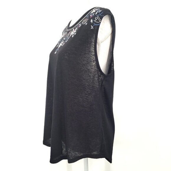 Old Navy Black Floral Embroidered Sleeveless Top - Picture 4 of 7
